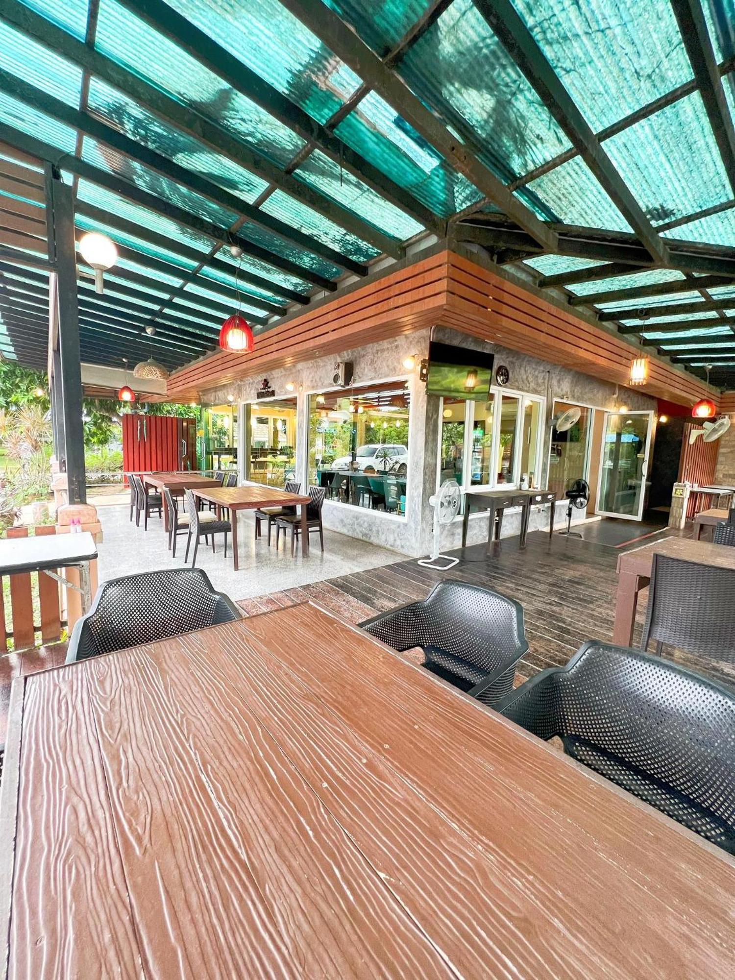 Srikij Gardenhome Resort Sa Kaeo Extérieur photo